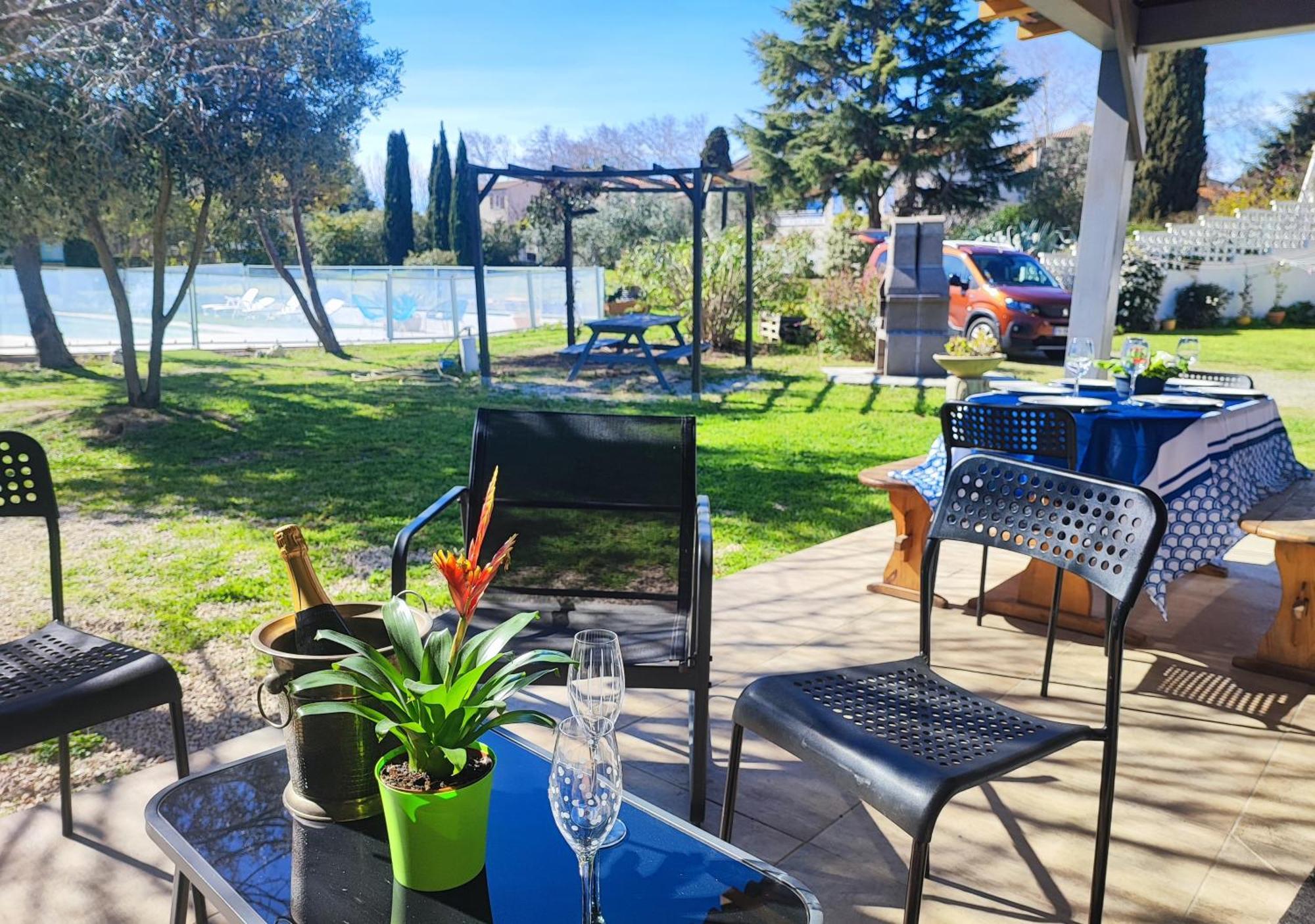 Les Gites De Ginestas Exteriör bild